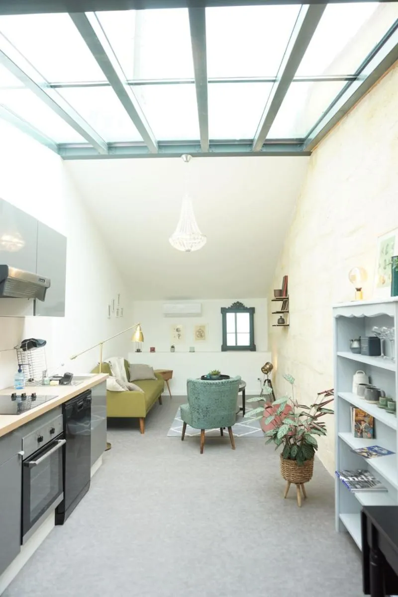 Image 4 of Beautiful duplex with AC – Place du Palais