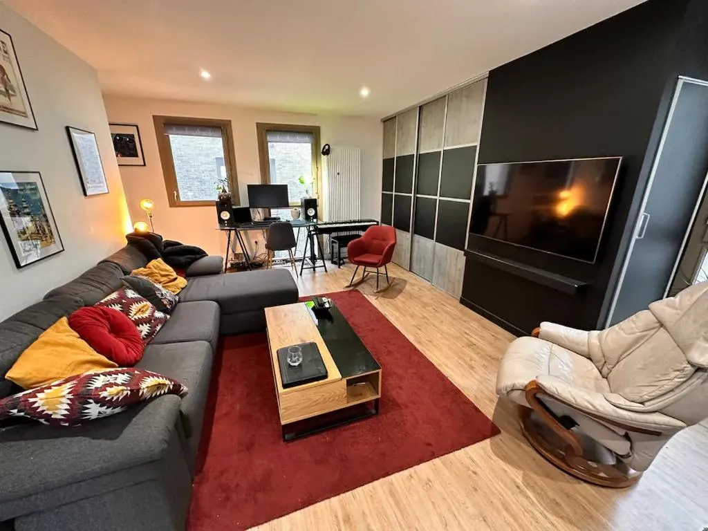 Image of Charmant Duplex Moderne à la Bastide – Un Havre de Confort à Bordeaux