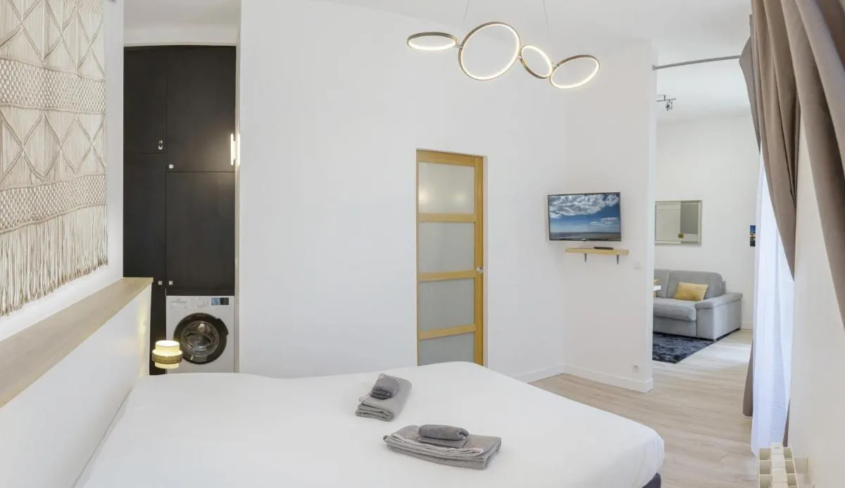 Image 5 of Charmant Logement Gambetta Bordeaux