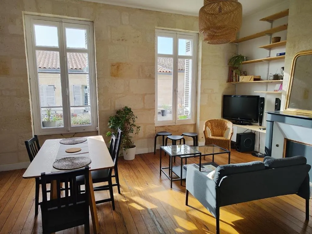 Image of Charming apartment Bordeaux center