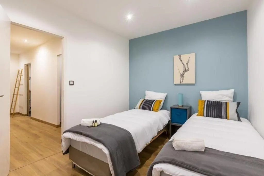 Image 2 of EasyLodge – Appartement 3 chambres Bordeaux