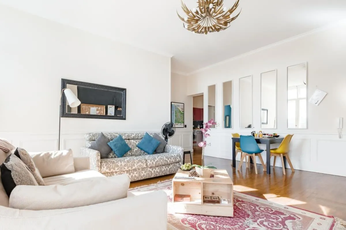 Image 6 of Elegant apartment in Bordeaux at Les Chartrons