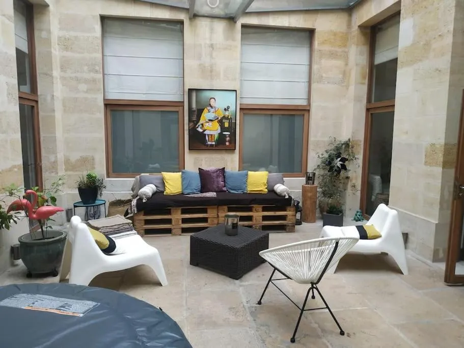 Image 6 of Extérieur Chartrons Jardin Public Quais Quinconces XAVIER ARNOZAN