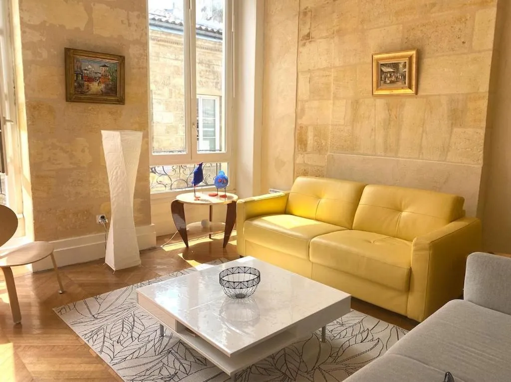 Image of Fantastic 3-Room apartment heart of les Chartrons – Bordeaux