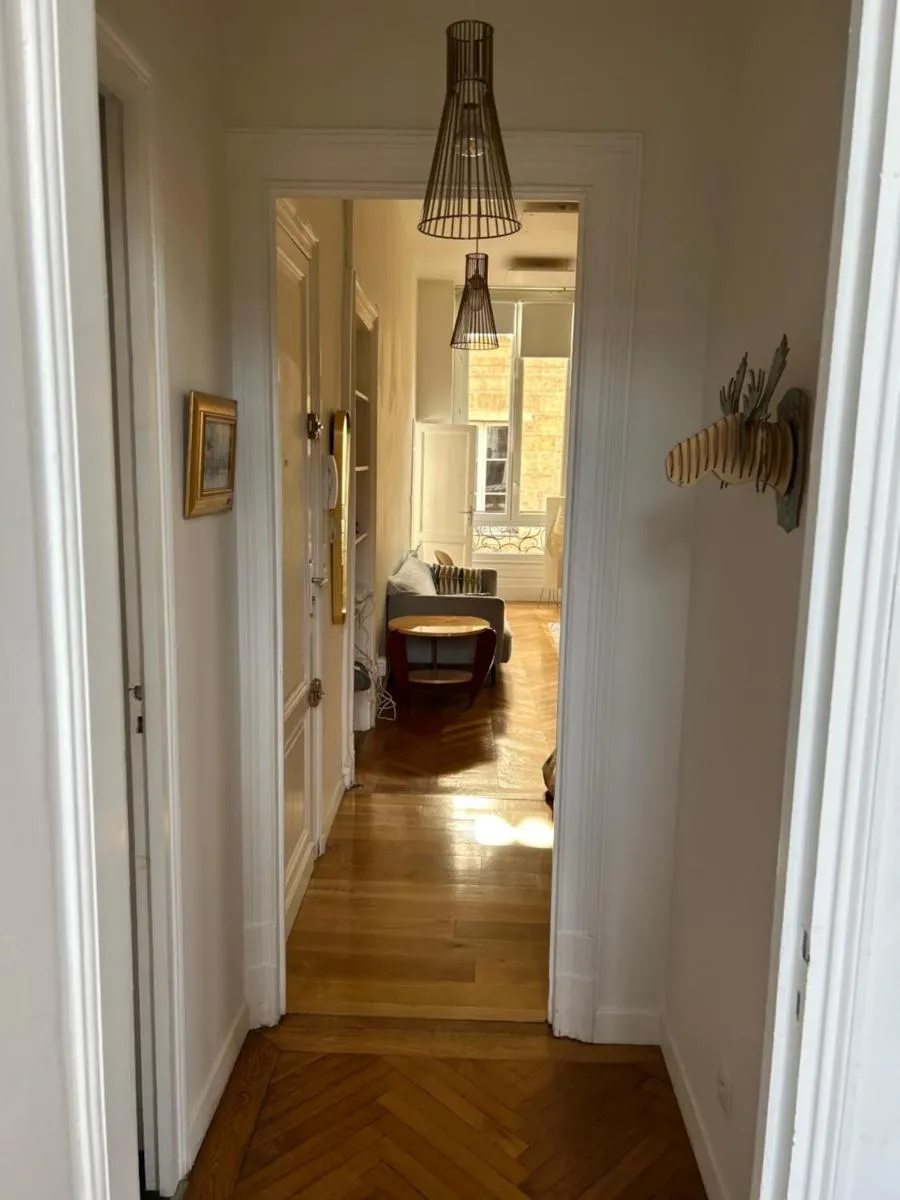 Image 1 of Fantastic 3-Room apartment heart of les Chartrons – Bordeaux