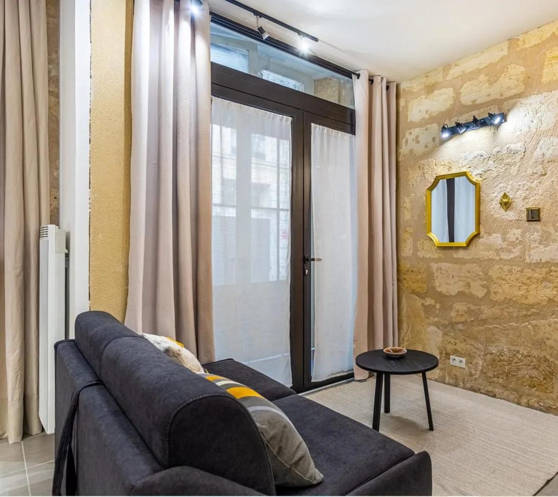Image 3 of GuestReady – Cozy apt in Frederic & Isabelle place