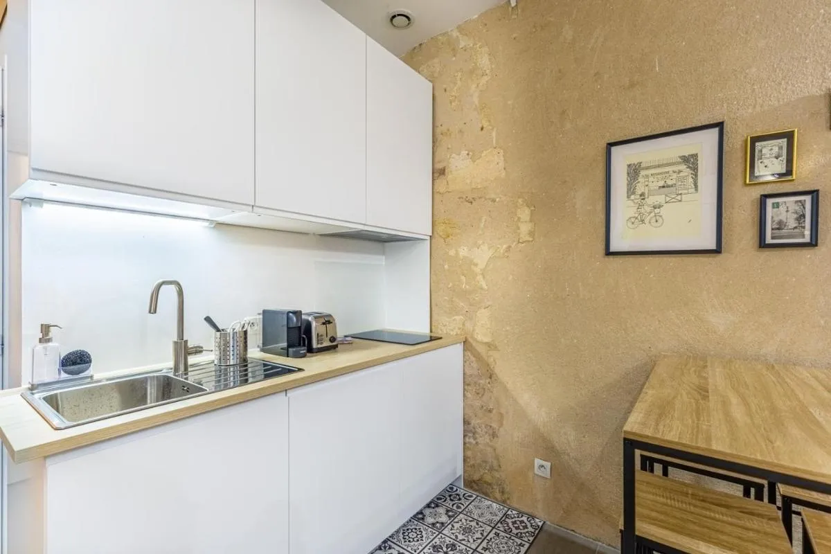 Image 4 of GuestReady – Cozy apt in Frederic & Isabelle place