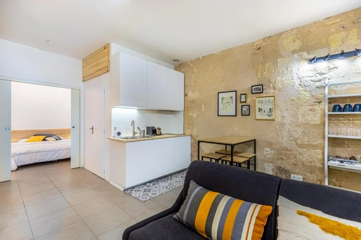 Image 6 of GuestReady – Cozy apt in Frederic & Isabelle place