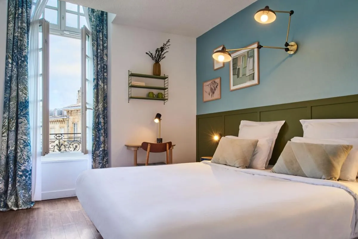 Image 2 of Hôtel Bordeaux Clémenceau by Happyculture