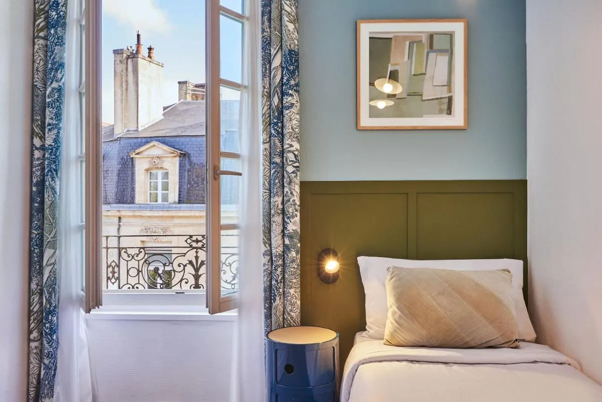 Image 3 of Hôtel Bordeaux Clémenceau by Happyculture