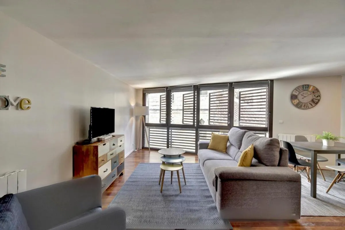 Image 3 of LE SAINT-MICHEL – Appartement Cosy