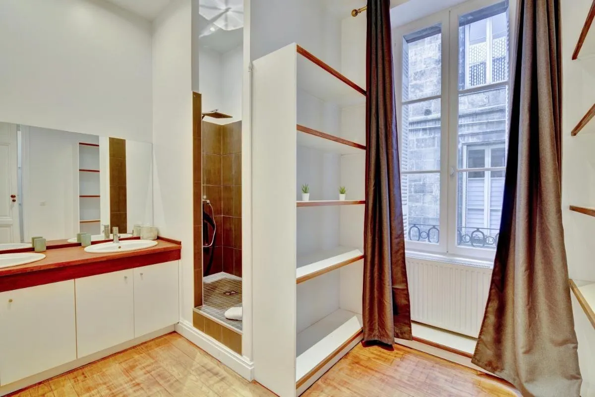 Image 5 of L’Impérial – Luxeux appartement dans le Triangle d’Or