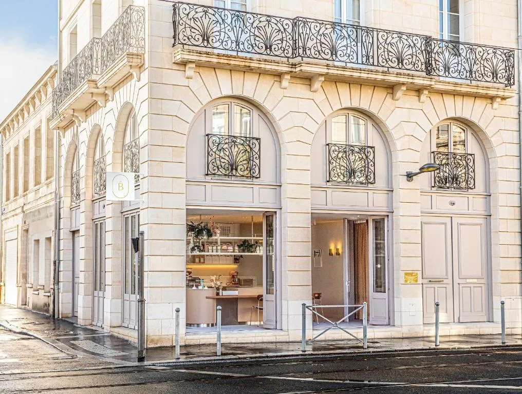 Image of La Maison De Blanche