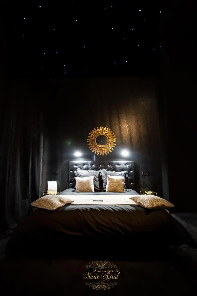Image 5 of Les Secrets de Marie-Astrid, Suite Love Room