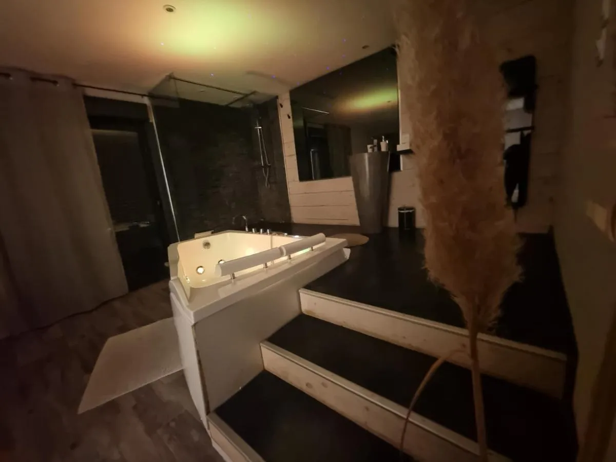 Image 6 of Love Loft