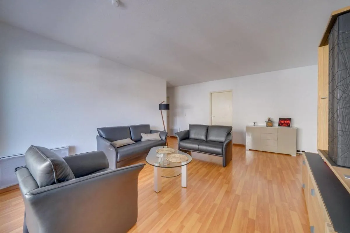 Image 6 of Lovely Bordeaux flat with parking