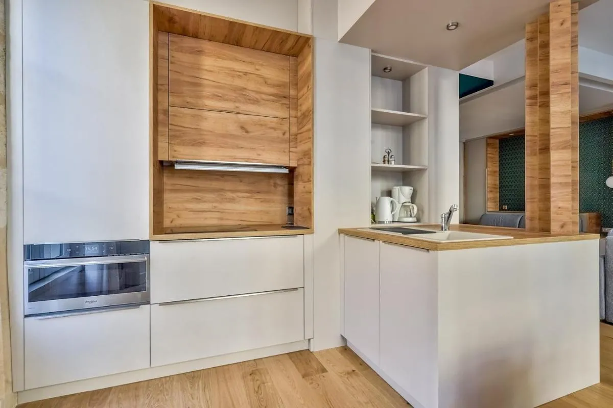 Image 3 of Lovely apartment central Bordeaux