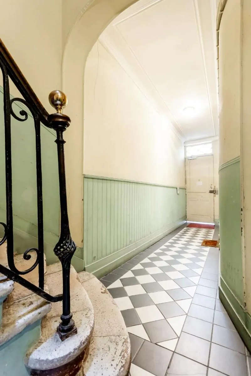 Image 3 of Lurbe Bleue – Bordeaux top central and calm