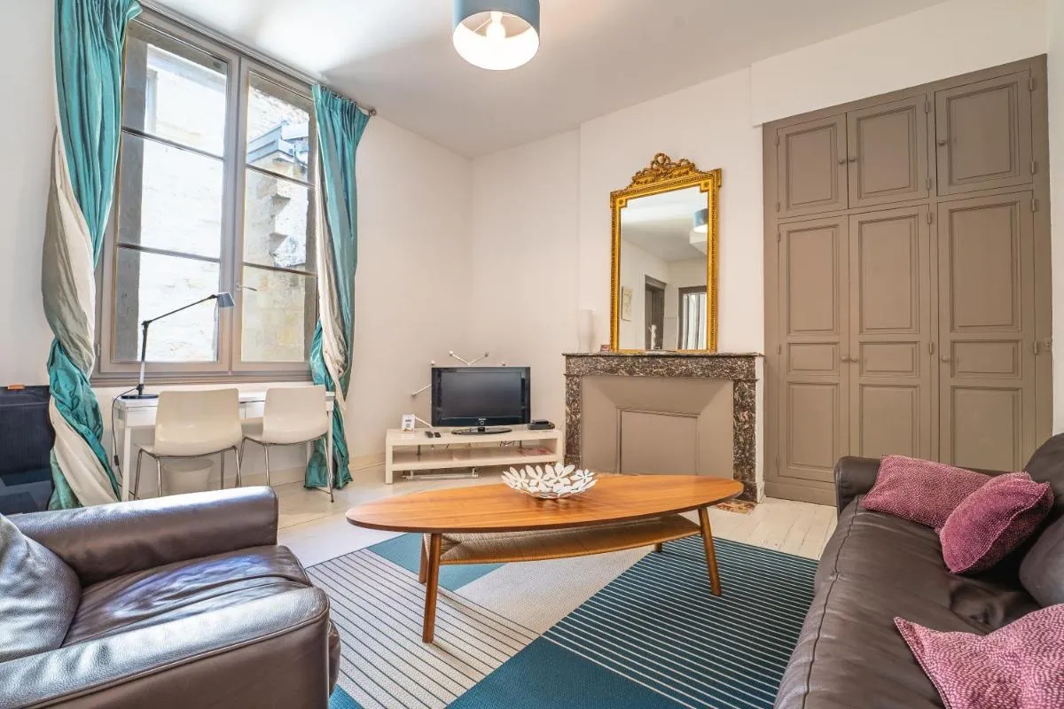Image 6 of Magnifique Appartement avec climatisation en Hyper Centre de Bordeaux
