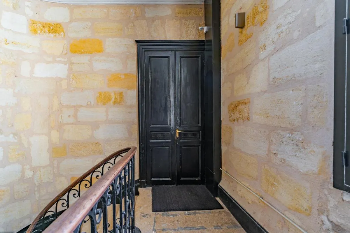 Image 3 of Magnifique Appartement avec climatisation en Hyper Centre de Bordeaux