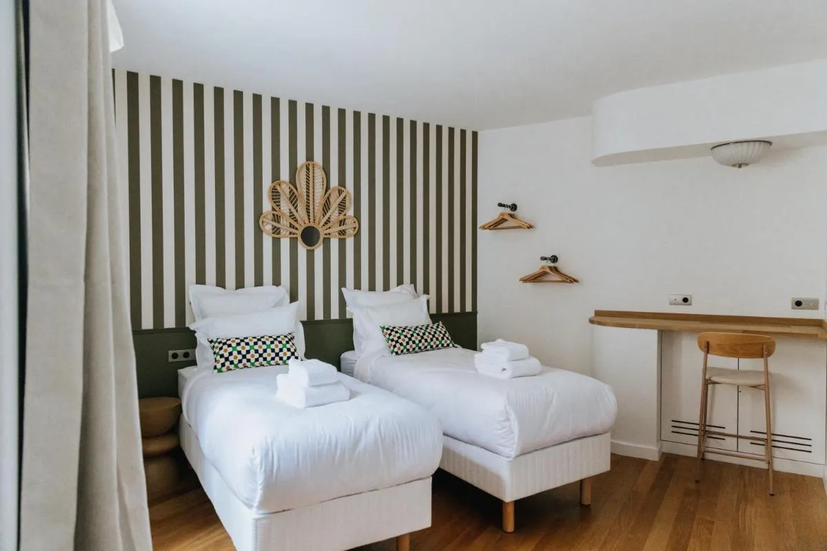 Image 2 of Maison Hubert