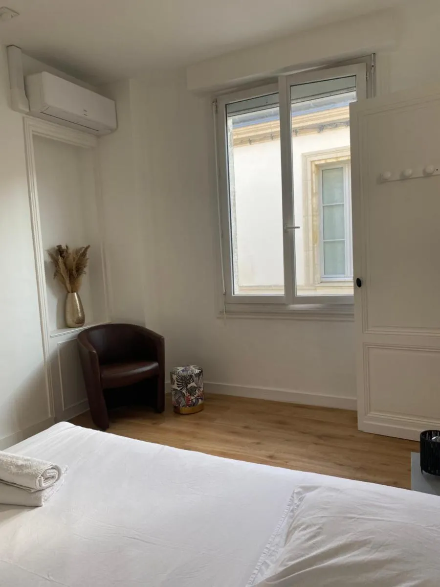 Image 4 of Maison de charme neuf hyper centre Bordeaux