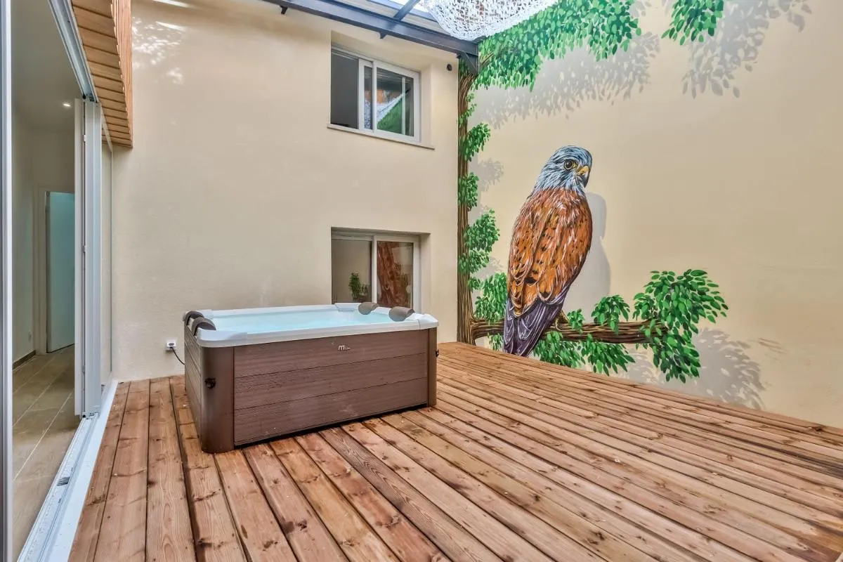 Image 6 of Nocnoc – L’Oli 102m2 avec patio et jacuzzi