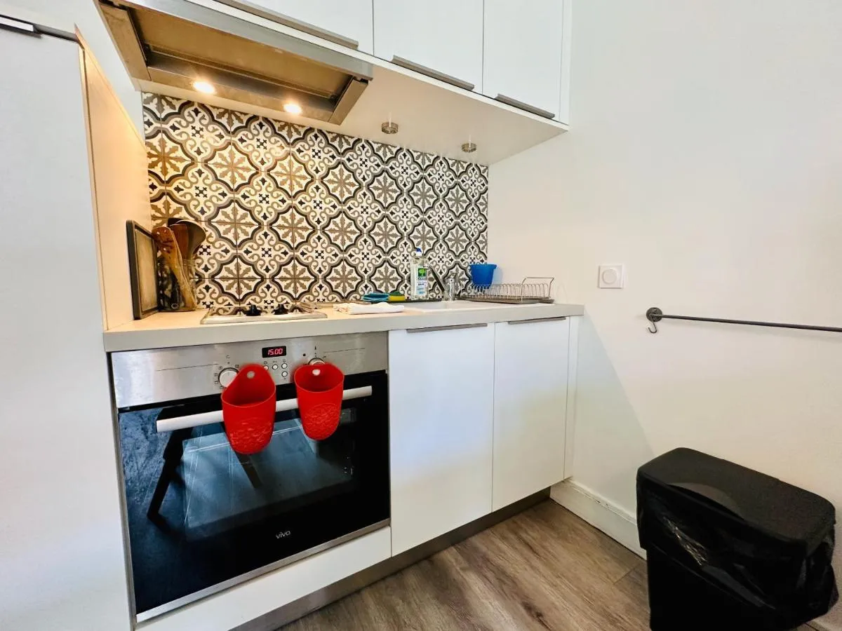 Image 4 of Pied a terre Chartrons Notre Dame