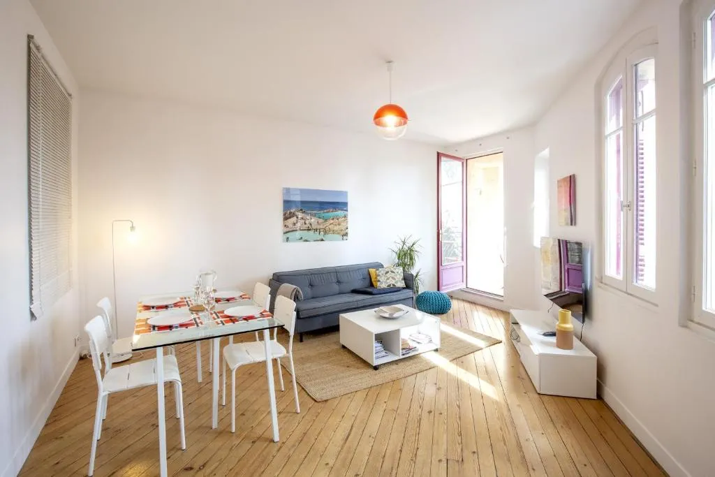 Image of Place Saint Michel Apartment