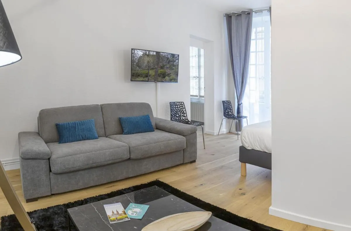 Image 2 of Studio Place de la Bourse Bordeaux