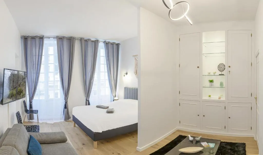 Image of Studio Place de la Bourse Bordeaux