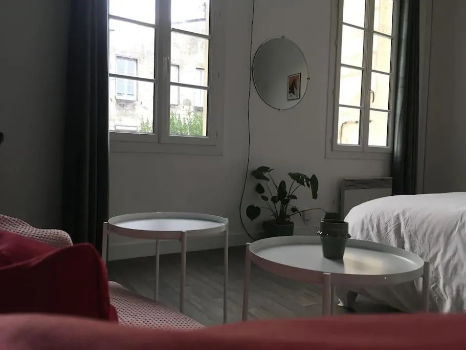 Image 1 of Studio calme au centre de Bordeaux