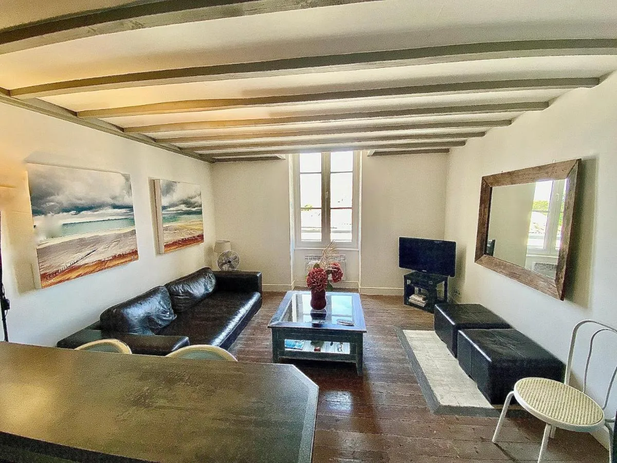 Image 4 of Superbe T3 duplex parking privé gratuit sur place