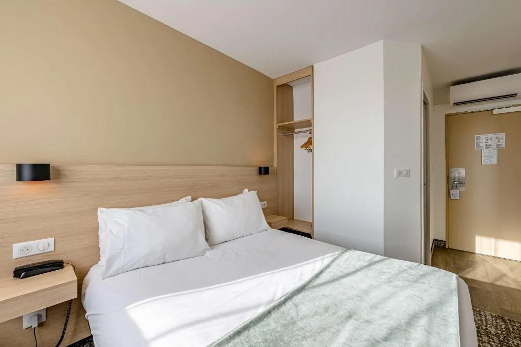 Image of Sure Hotel by Best Western Bordeaux Lac