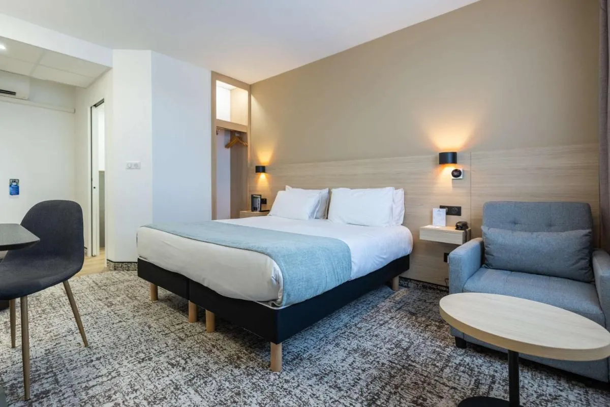 Image 1 of Sure Hotel by Best Western Bordeaux Lac