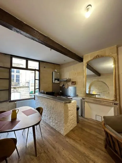 Image 3 of Unforgettable Stay Heart of Bordeaux Historical City Center