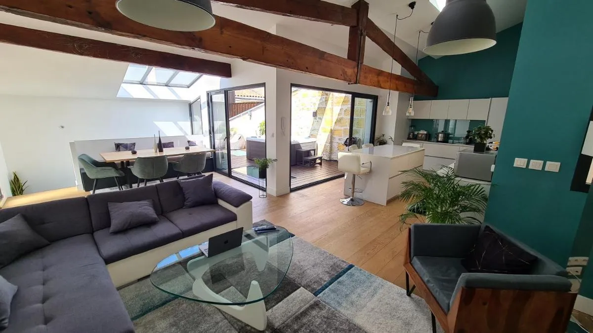 Image 6 of Villa Rousseau – Jacuzzi & Cinema dans Bordeaux