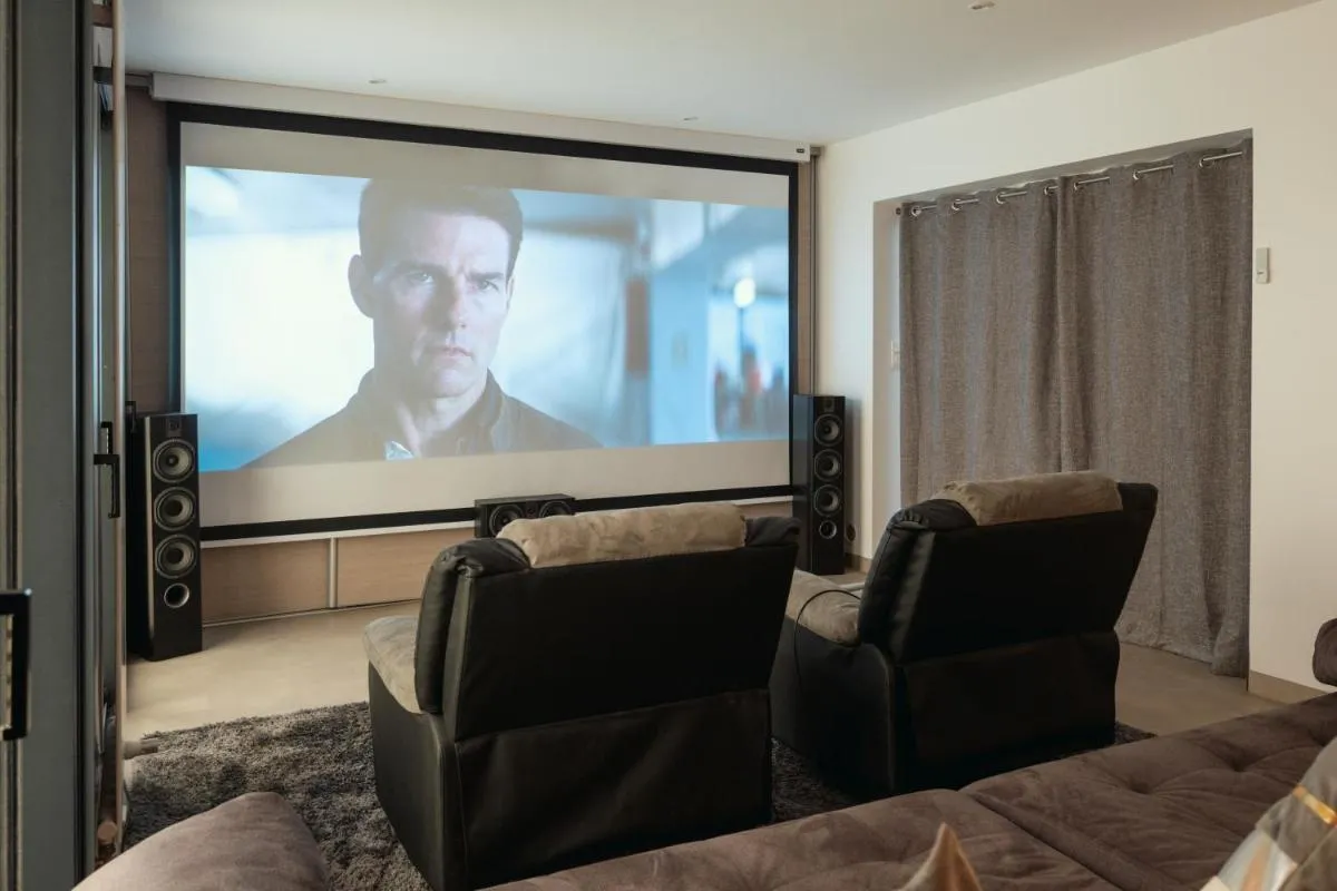 Image 3 of Villa Rousseau – Jacuzzi & Cinema dans Bordeaux