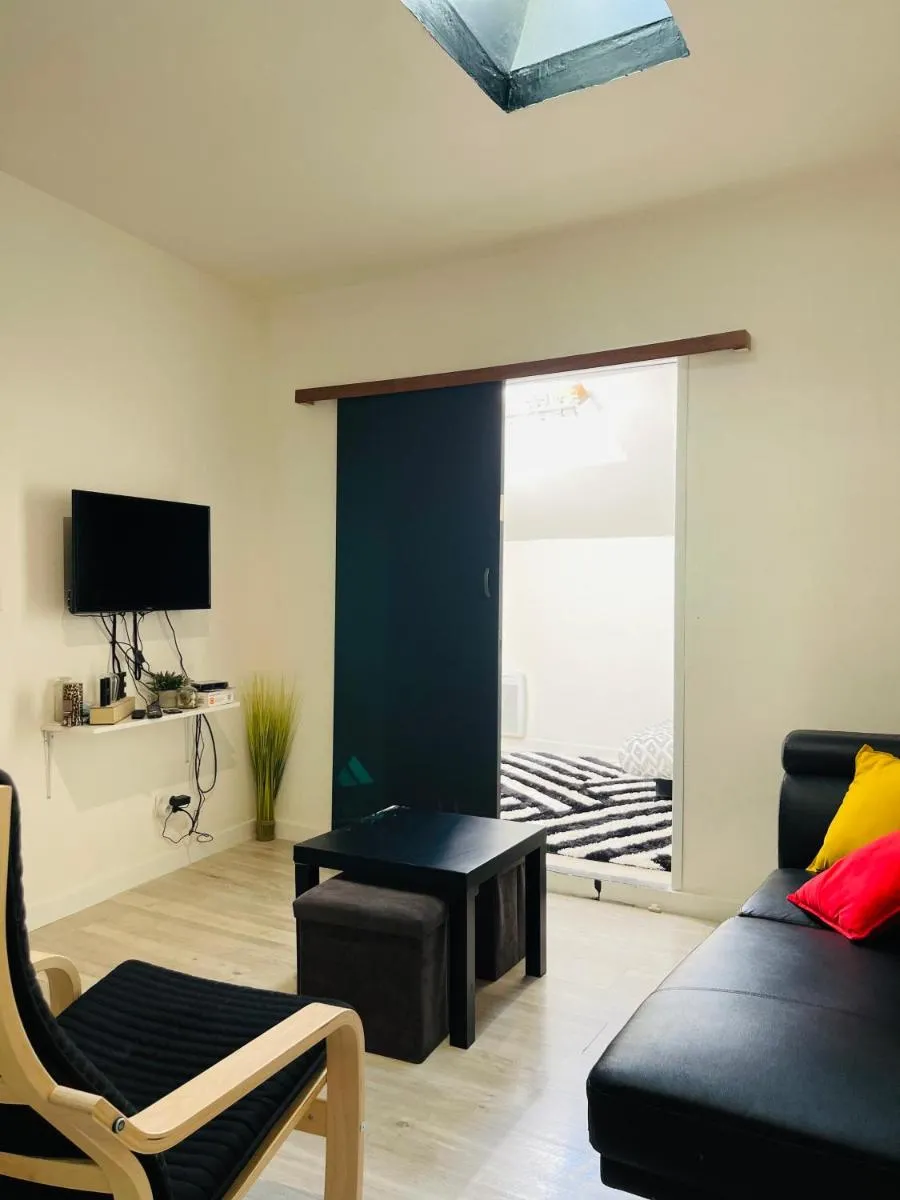 Image 4 of petit appartement T2 à 5 min de la gare