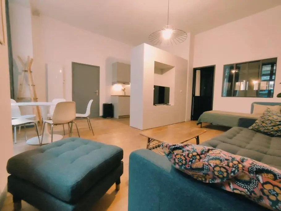 Image of Apartment in the heart of the Chartrons