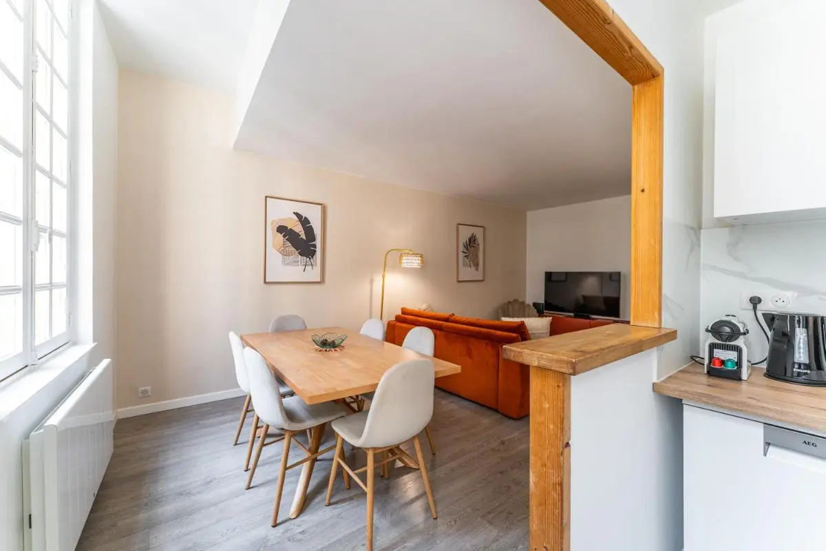 Image 5 of Appartement 2 chambres en Hyper Centre avec balcon