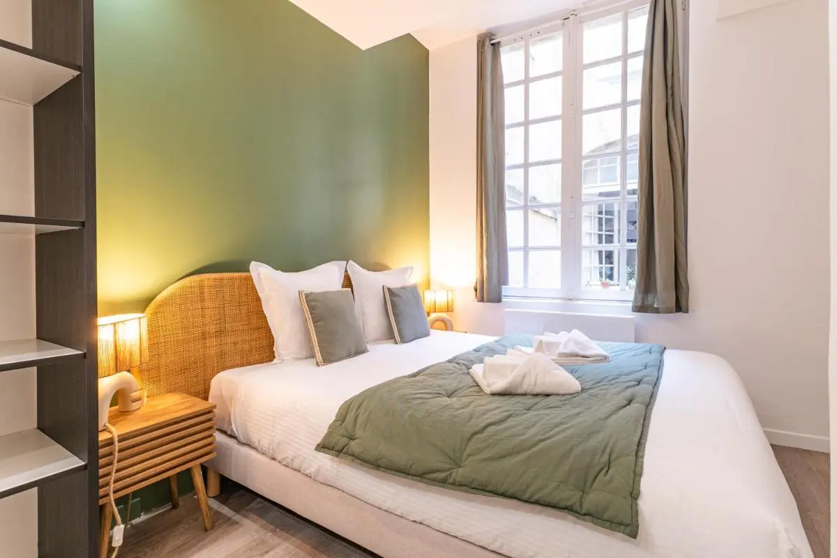 Image 4 of Appartement 2 chambres en Hyper Centre avec balcon