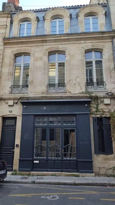 Image 6 of Appartement quartier Chartrons étage 1