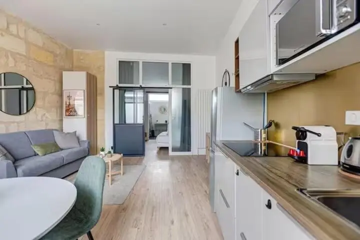 Image 3 of Beautiful apartment Bordeaux Tram D Croix de Seguey