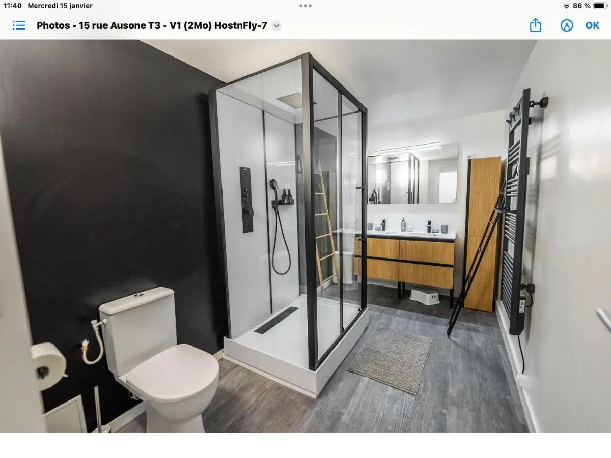 Image 2 of Bel appartement rénové – Place du Palais avec Parking