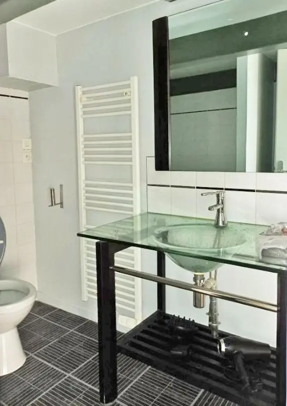 Image 4 of Bordeaux historic center Charming Duplex 5 travelers