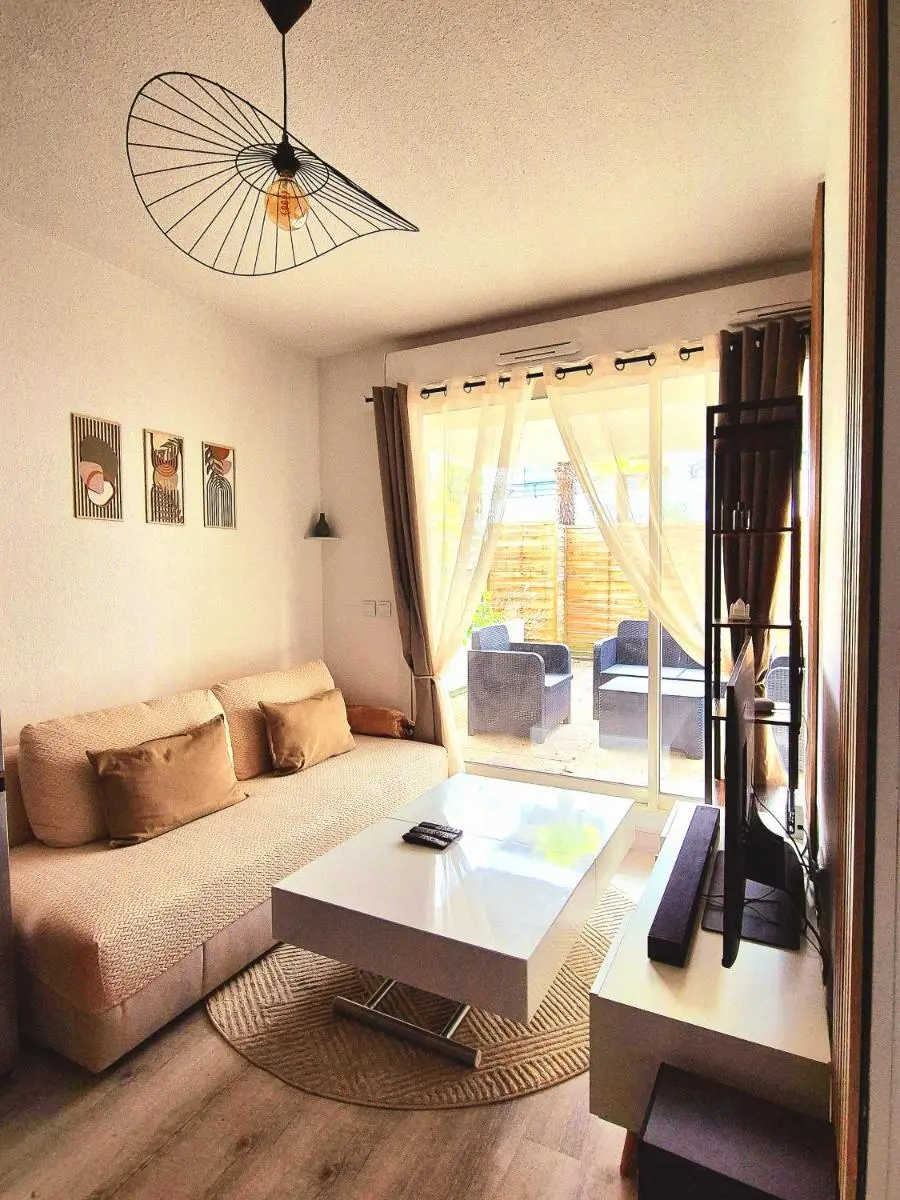 Image 6 of Chartrons – Appartement cosy avec grande terrasse