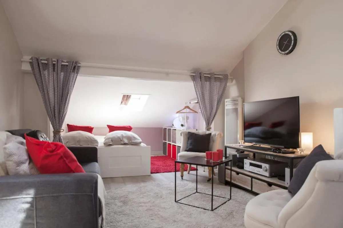 Image 4 of FREE Parking – Self Checkin – WIFI – DUPLEX LA FUSTERIE – SUPERBORDEAUX