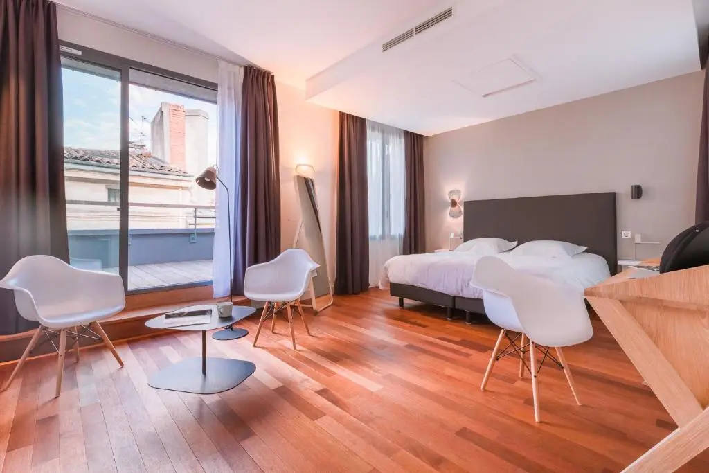Image of LOFT luxe hyper centre: terrasse/piscine/ salle de sport