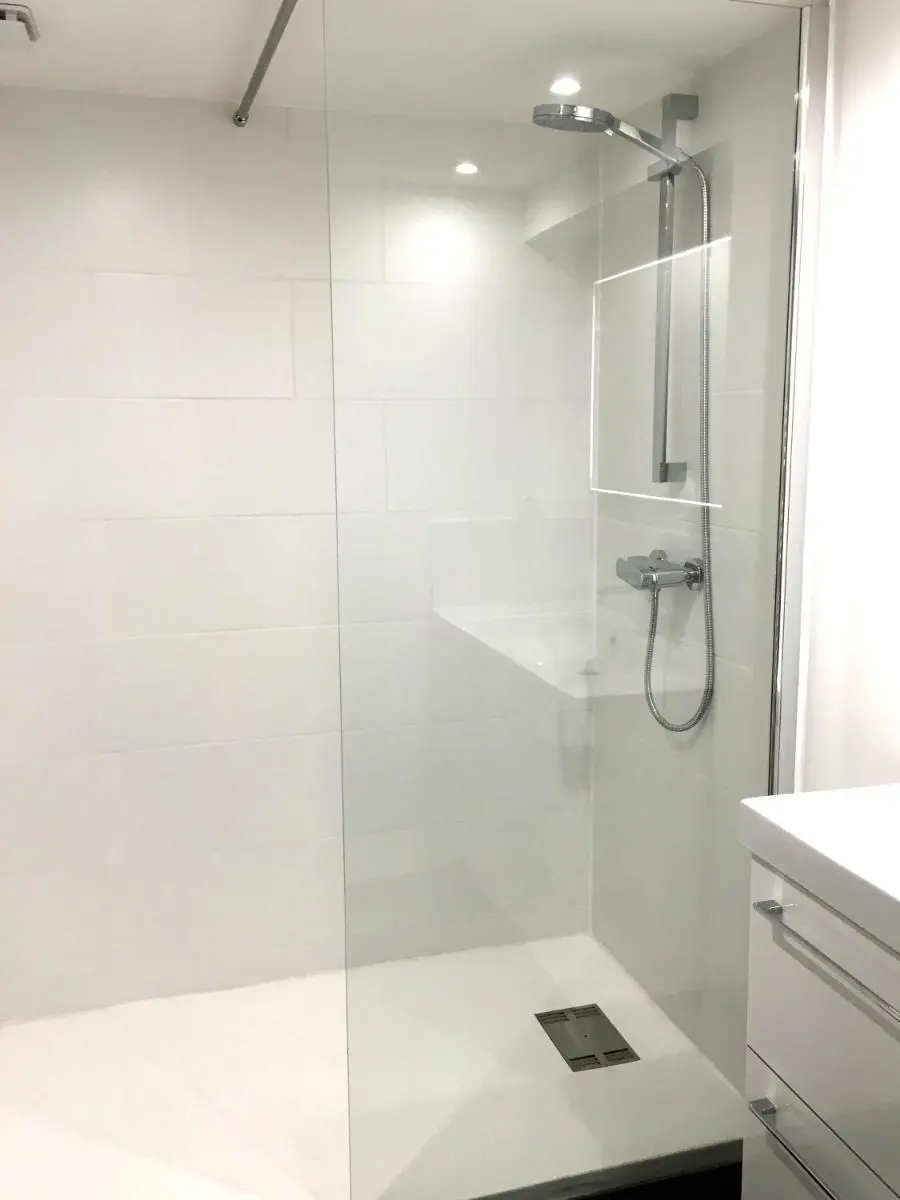 Image 4 of La Loge du 12